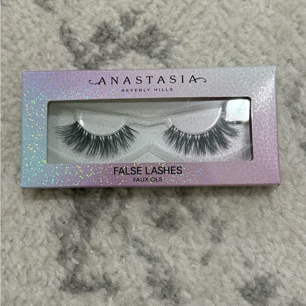 Anastasia Beverly Hills Eleganza Lashes